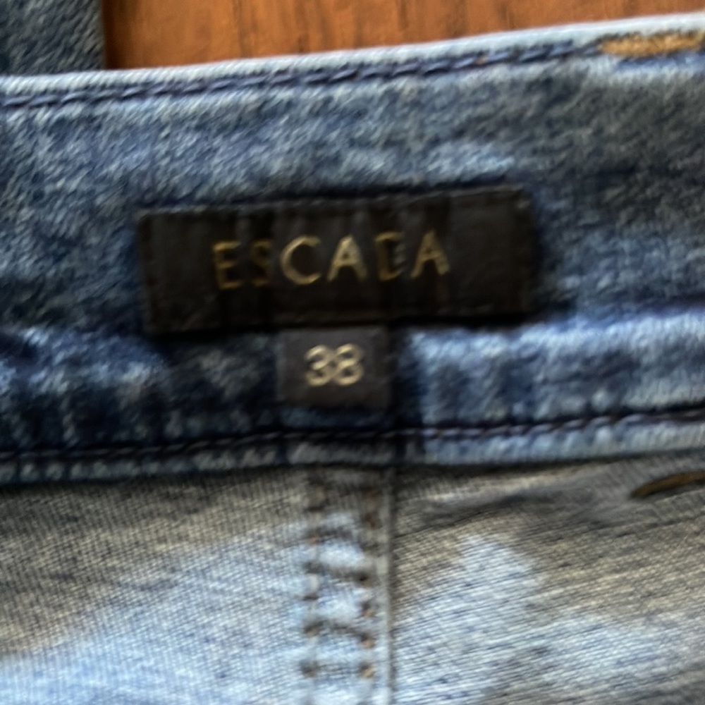Authentic Escada jeans - Picture 4 of 5